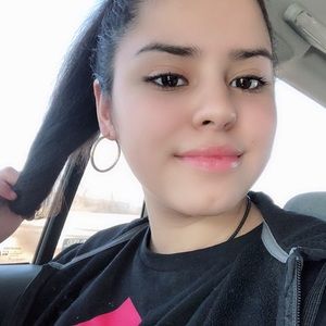 Meet your Posher, Karla